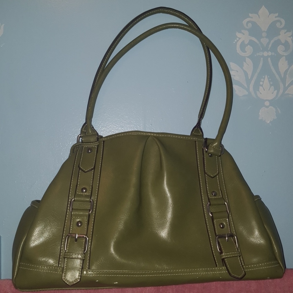 🍃Olive Faux Leather Handbag